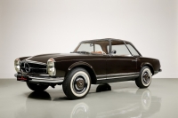 Mercedes-Benz 230 SL Pagoda