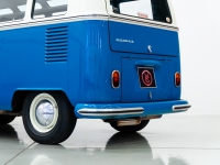 Volkswagen T1 Samba Bus 1966 21 Window