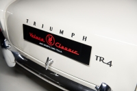 Triumph TR4 “Surrey Top”, Laycock Overdrive